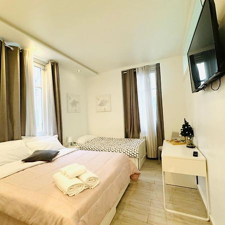 Modern Room With Private Bathroom 트렌토 외부 사진