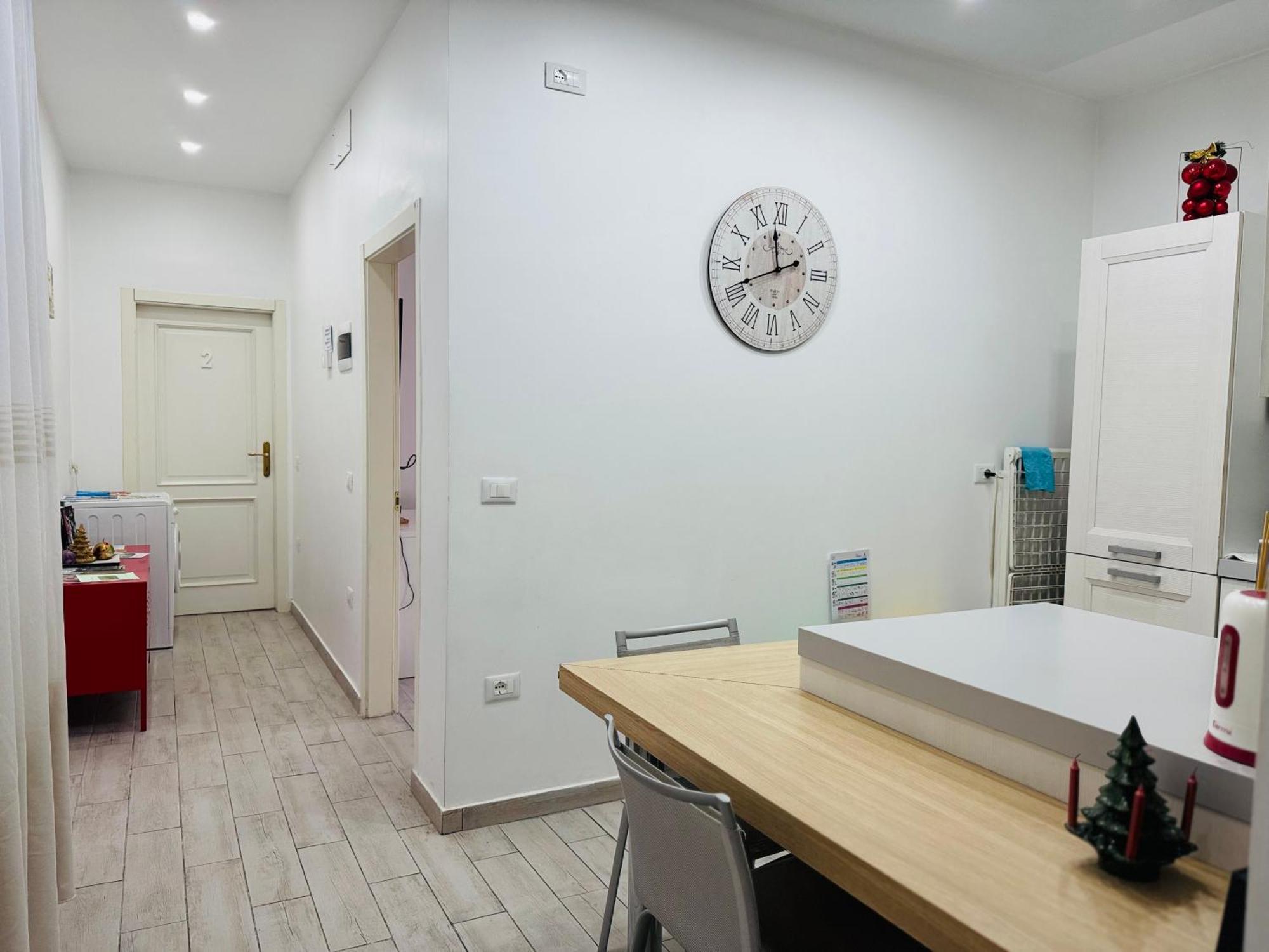 Modern Room With Private Bathroom 트렌토 외부 사진